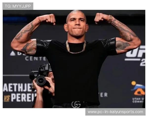 UFC拳手站不稳仍坚持出战：战斗精神的极致体现