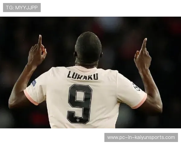 曼联反击线路清晰，拉什福德抽射稍稍打偏